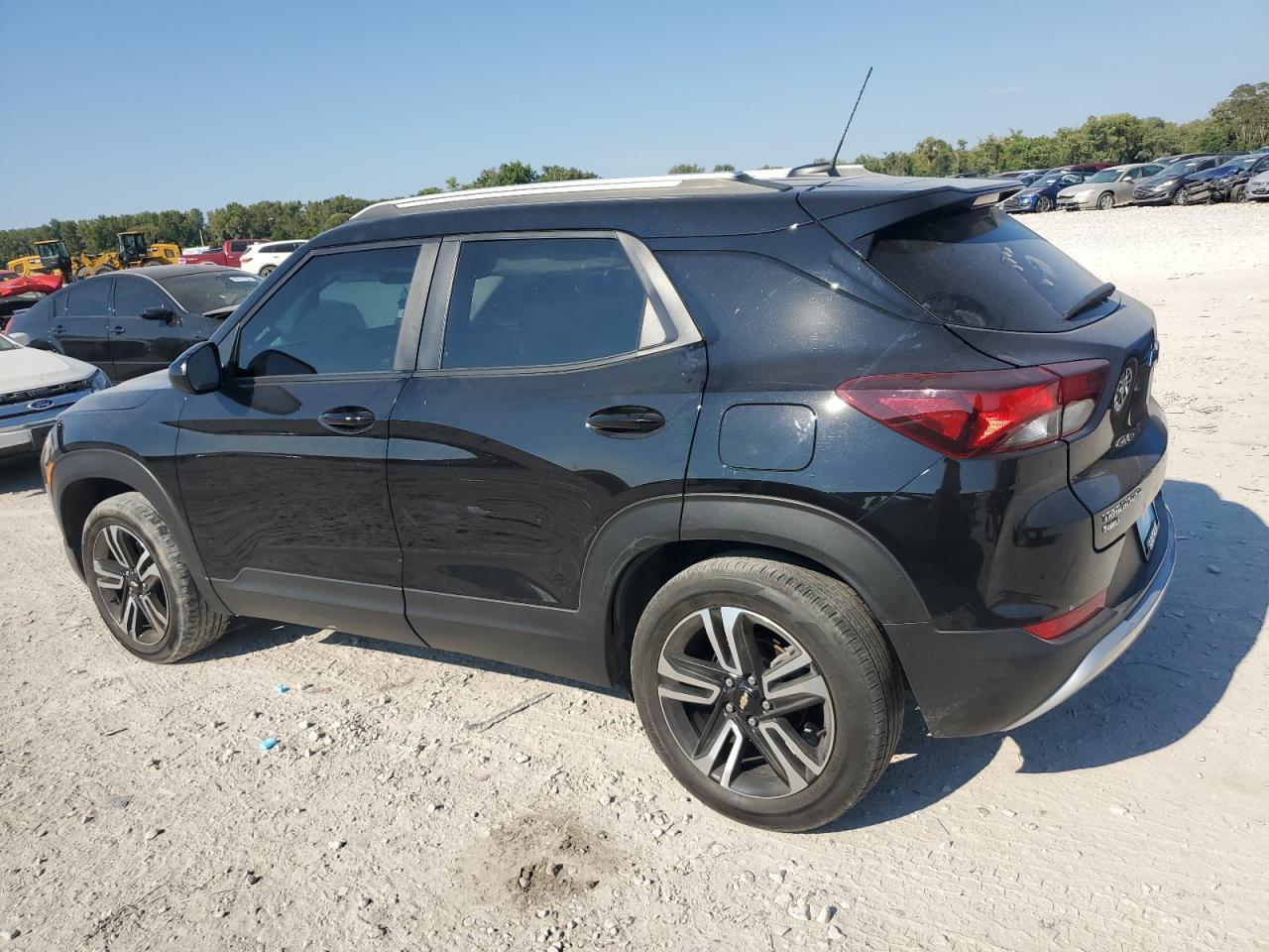2023 Chevrolet Trailblazer Lt - Image 2