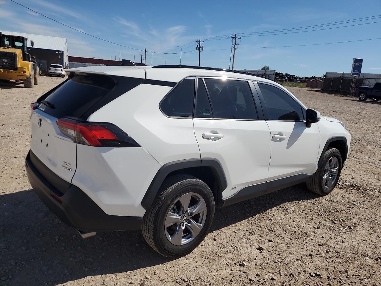 2024 Toyota Rav4 Xle - Фото 3