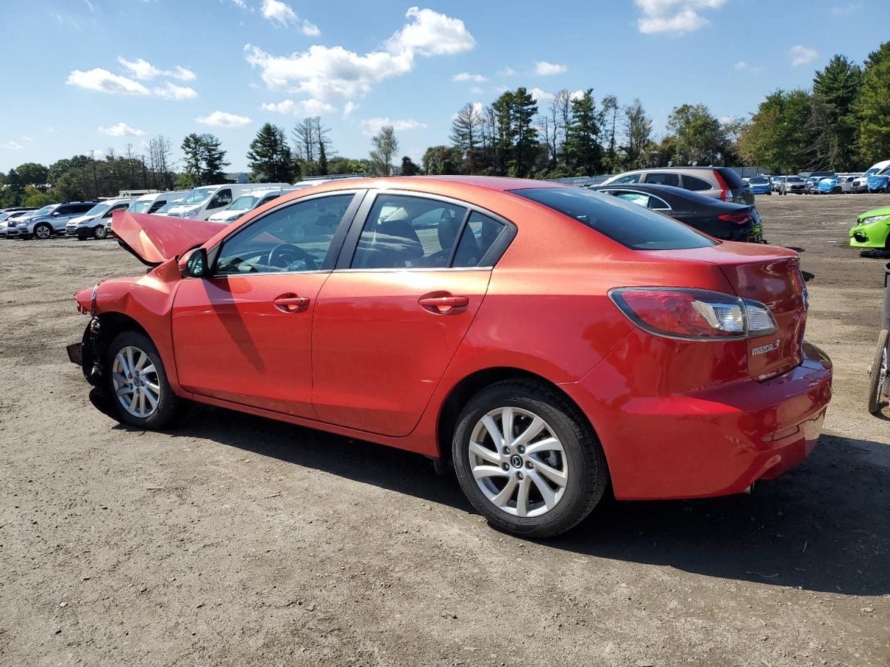 2013 Mazda 3 I - Image 2