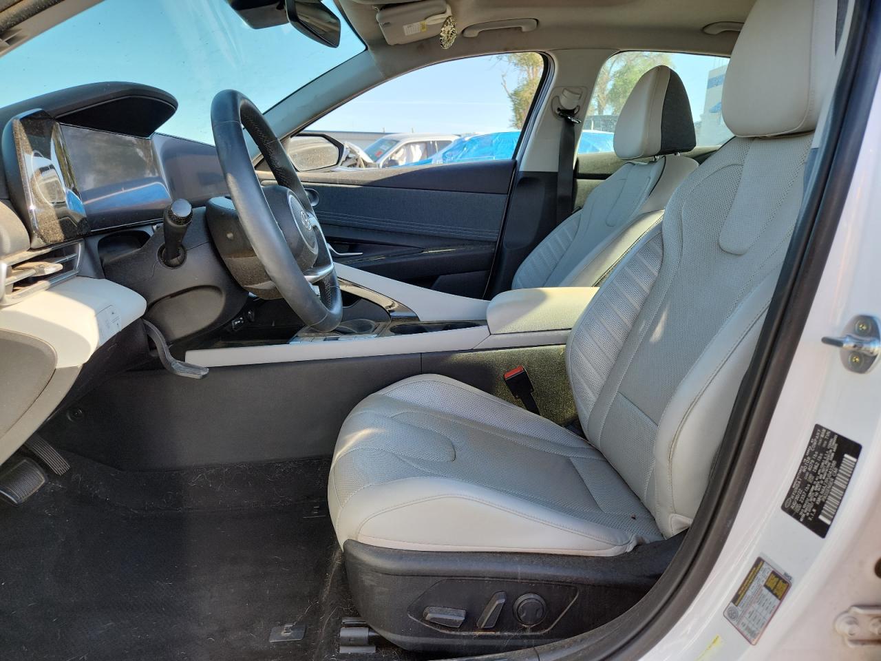 2023 Hyundai Elantra Limited - Фото 7