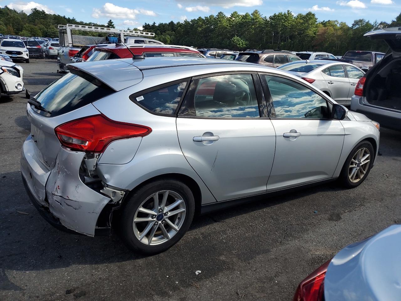 2016 Ford Focus Se - Фото 3