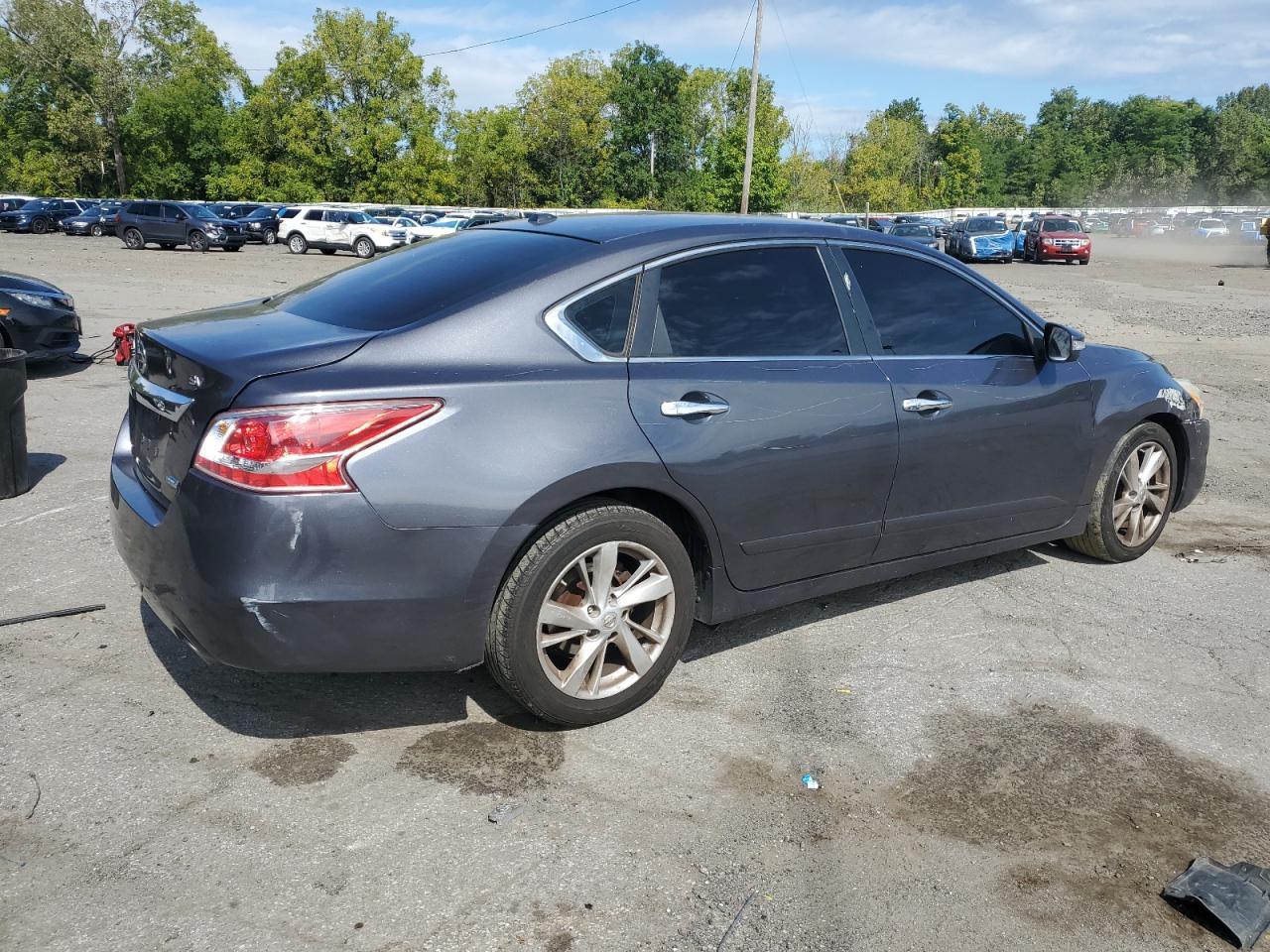 2013 Nissan Altima 2.5 - Image 3