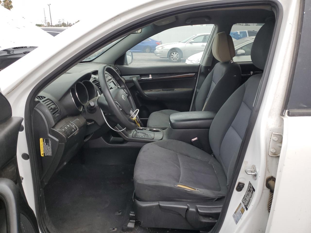 2012 Kia Sorento Base - Image 7