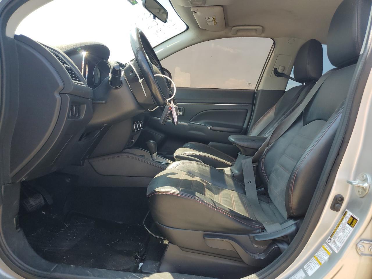2018 Mitsubishi Outlander Sport Es - Image 7