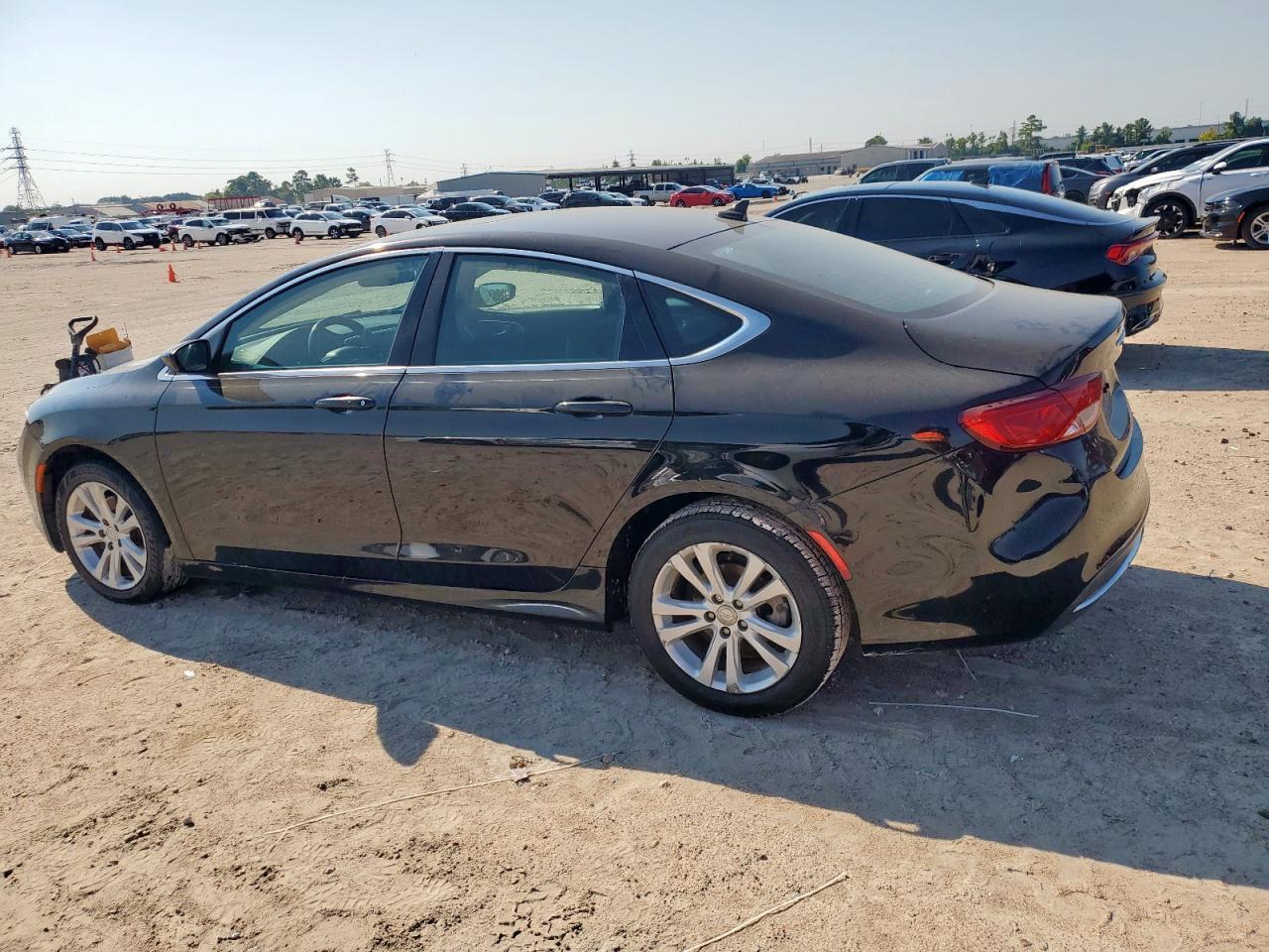 2016 Chrysler 200 - Image 2