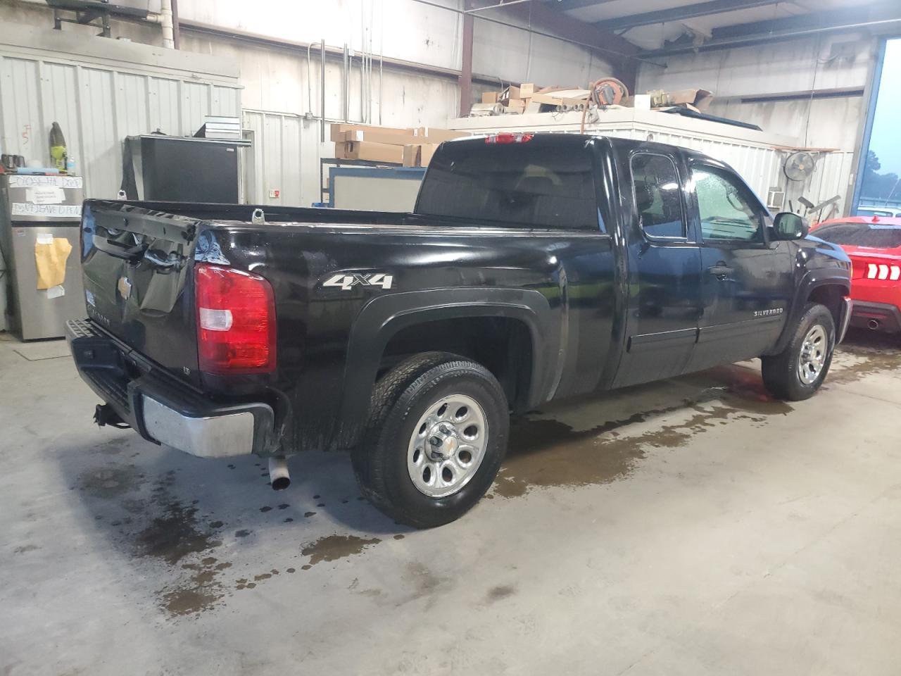 2013 Chevrolet Silverado K1500 Lt - Фото 3