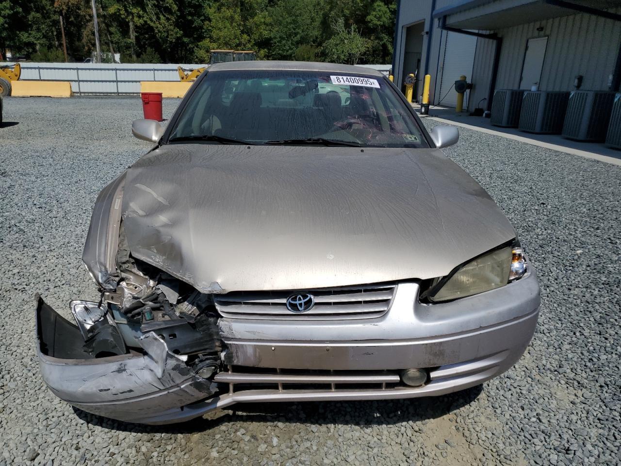 1999 Toyota Camry Le - Image 5