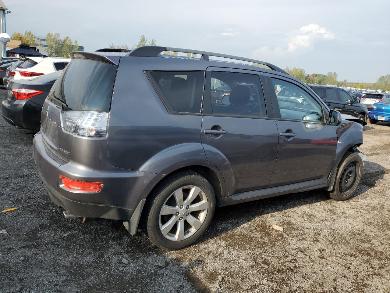2012 Mitsubishi Outlander Es - Фото 3