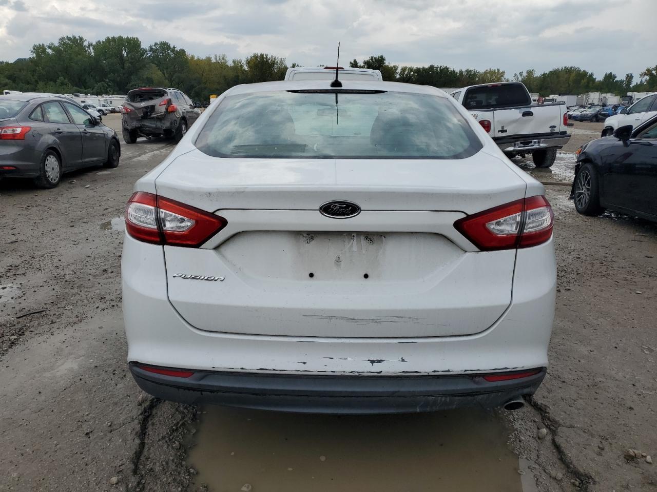 2014 Ford Fusion S - Фото 6
