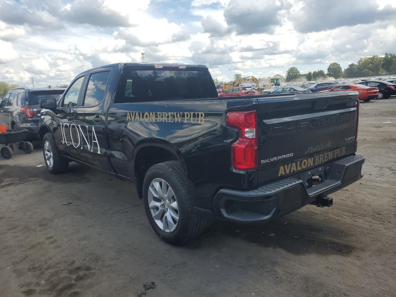 2021 Chevrolet Silverado K1500 Custom - Image 2