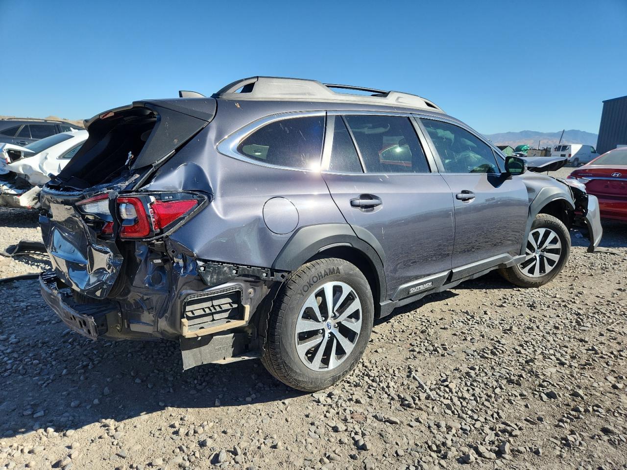 2024 Subaru Outback Premium - Image 3