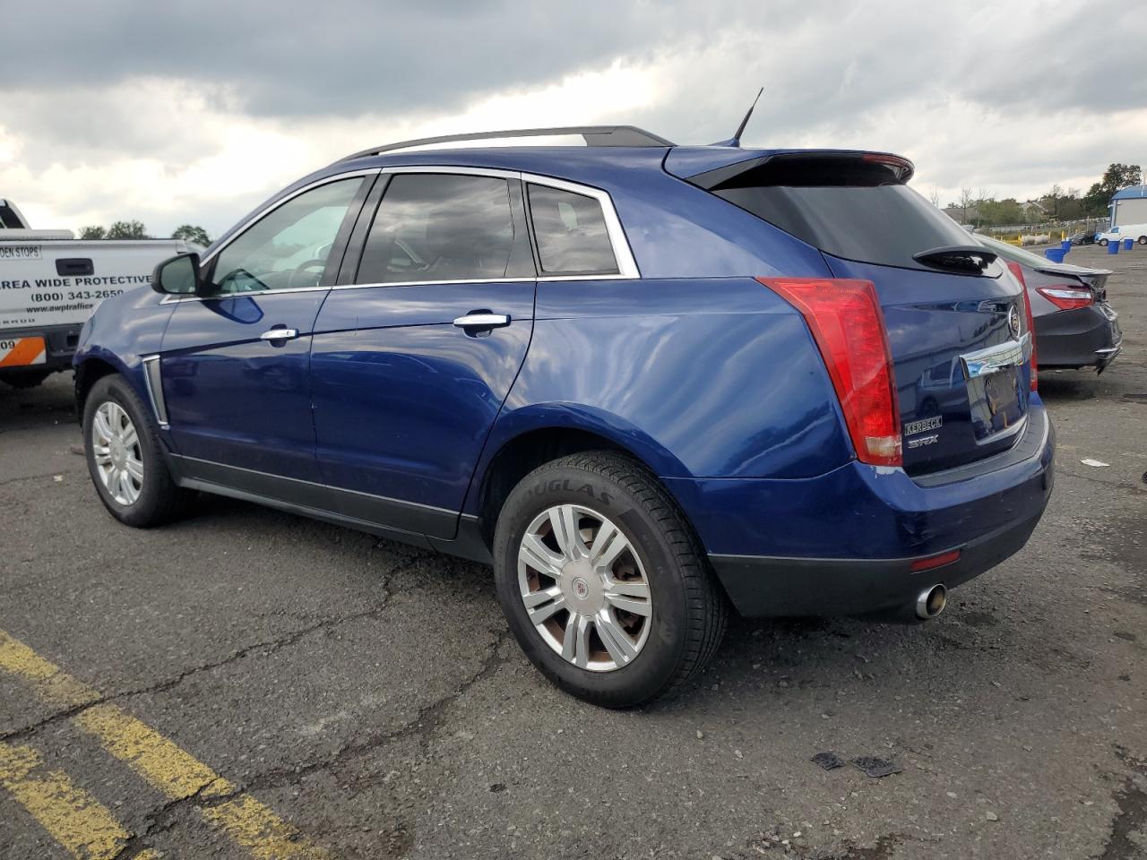 2013 Cadillac Srx - Image 2