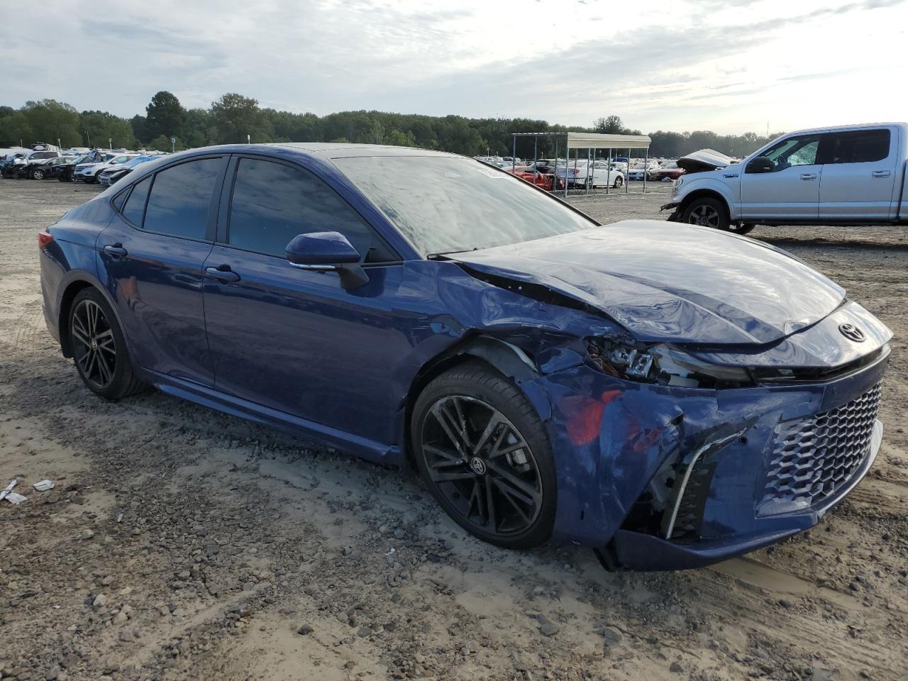 2025 Toyota Camry Xse - Image 4