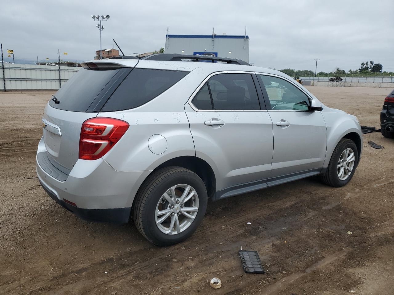 2017 Chevrolet Equinox Lt - Image 3