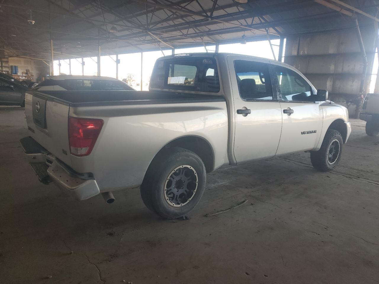 2005 Nissan Titan Xe - Фото 3