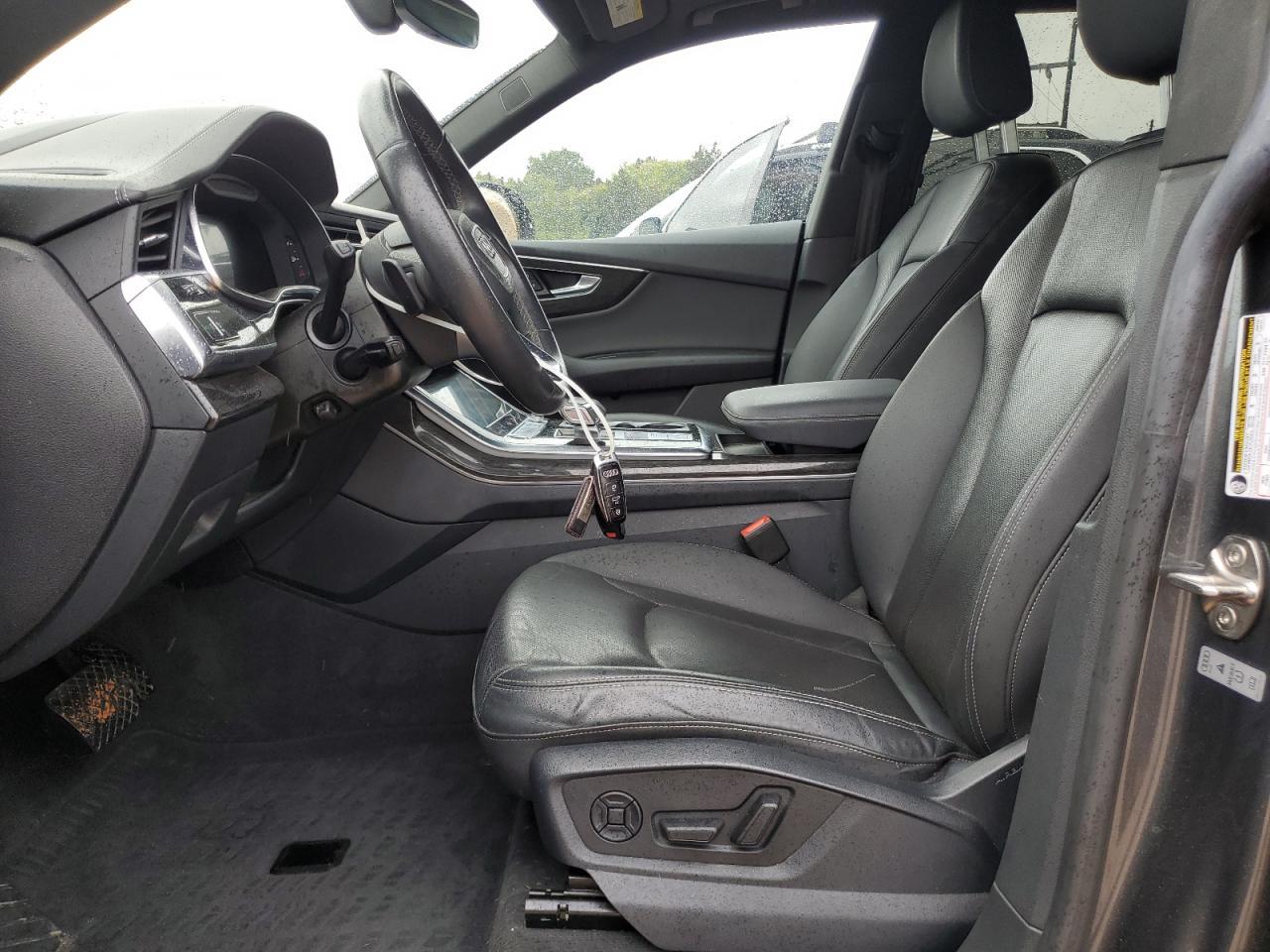 2021 Audi Q8 Prestige S-Line - Image 7