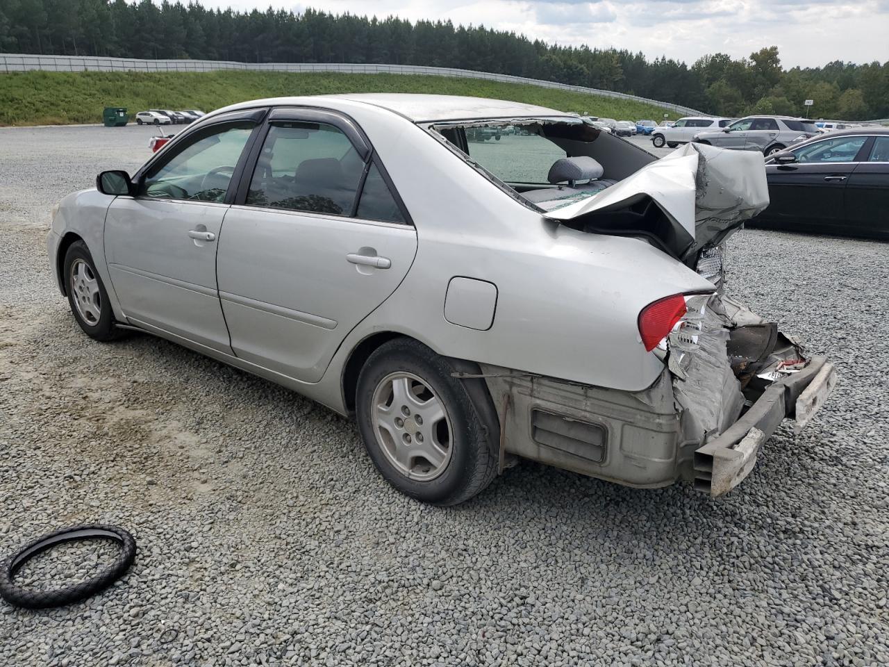 2003 Toyota Camry Le - Image 2