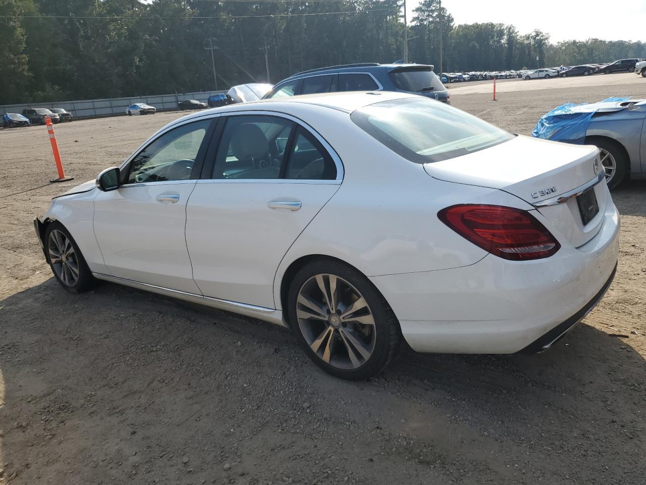 2016 Mercedes-Benz C 300 - Image 2