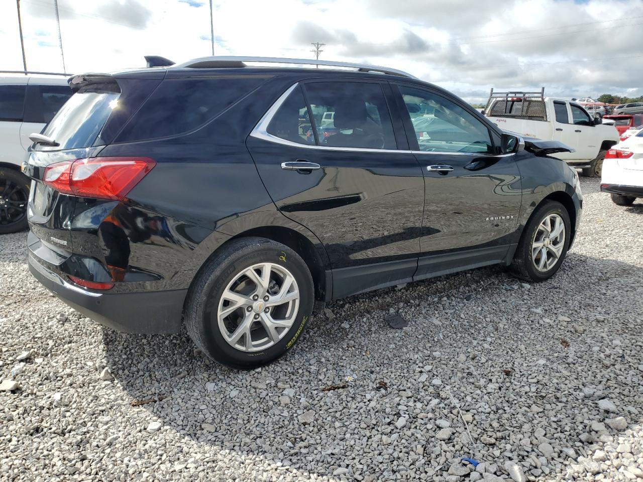 2021 Chevrolet Equinox Premier - Image 3