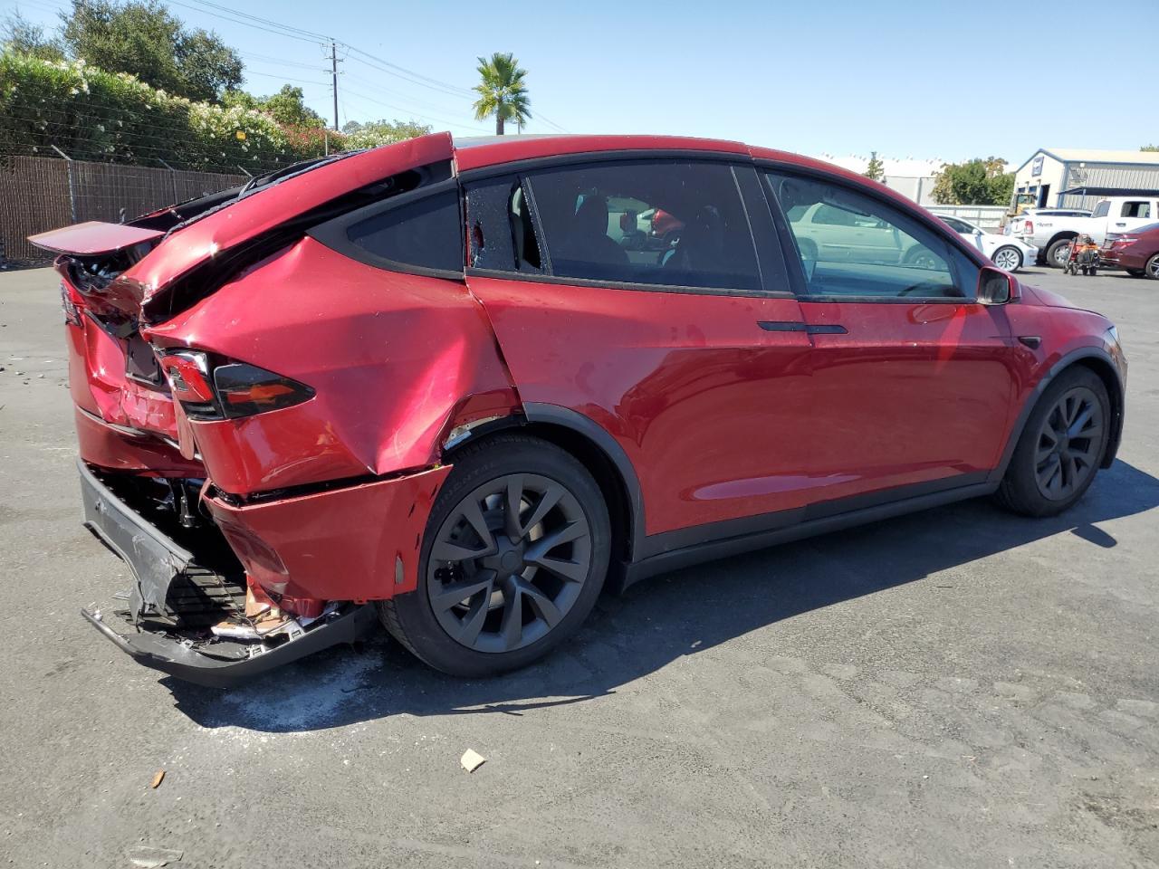 2025 Tesla Model X - Image 3