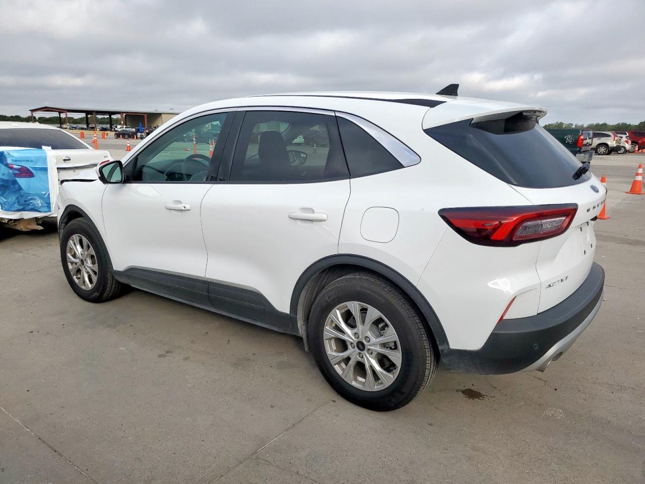 2024 Ford Escape Active - Фото 2