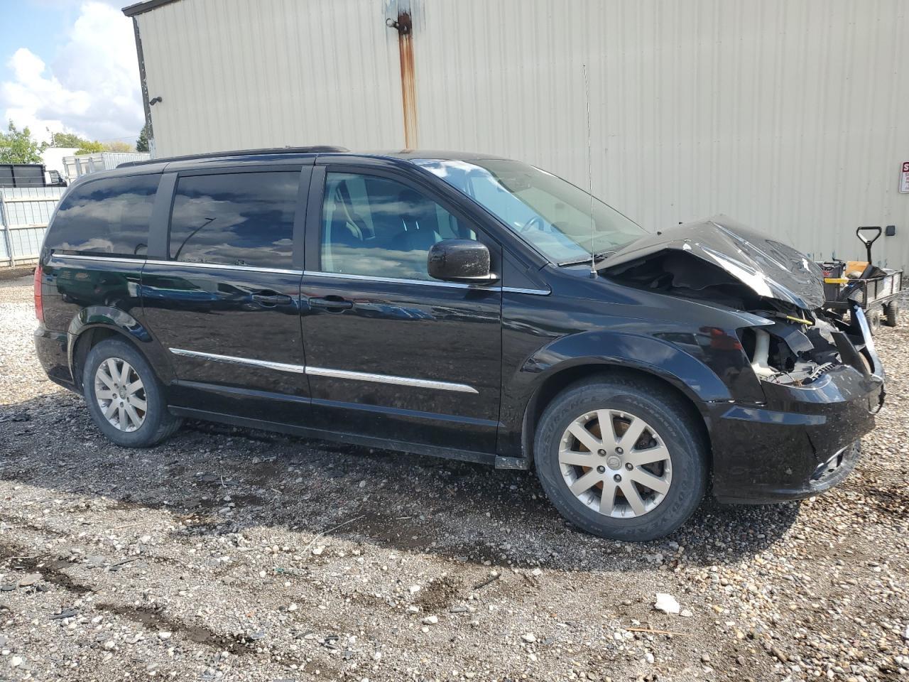 2014 Chrysler Town & Country Touring - Фото 4