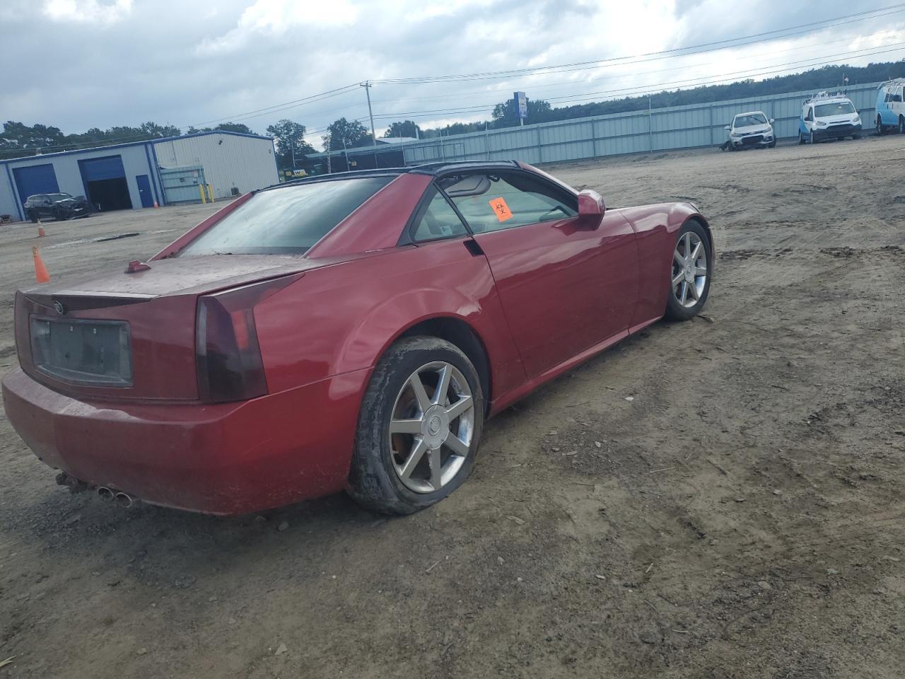 2005 Cadillac Xlr - Фото 3