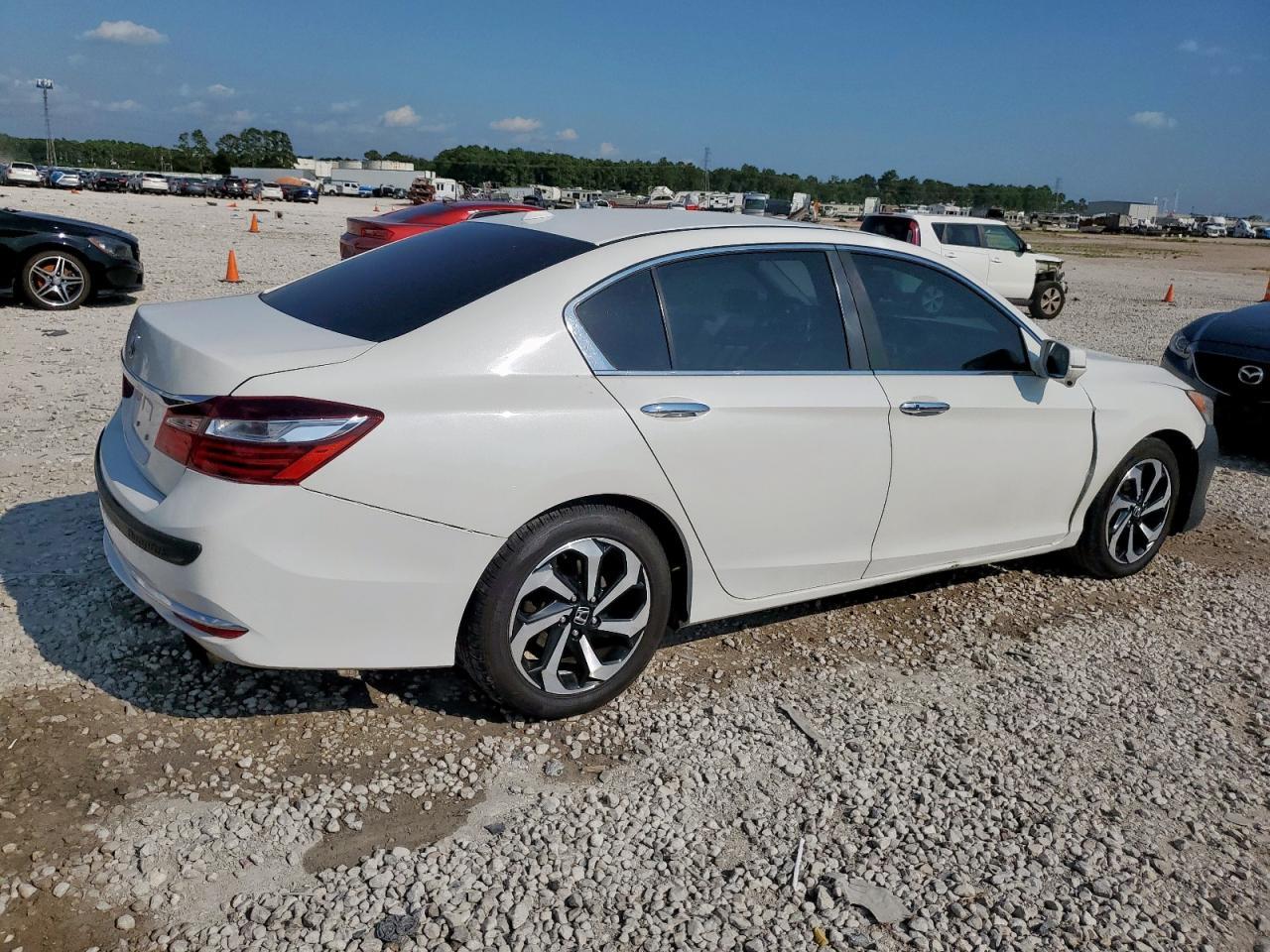 2017 Honda Accord Exl - Image 3