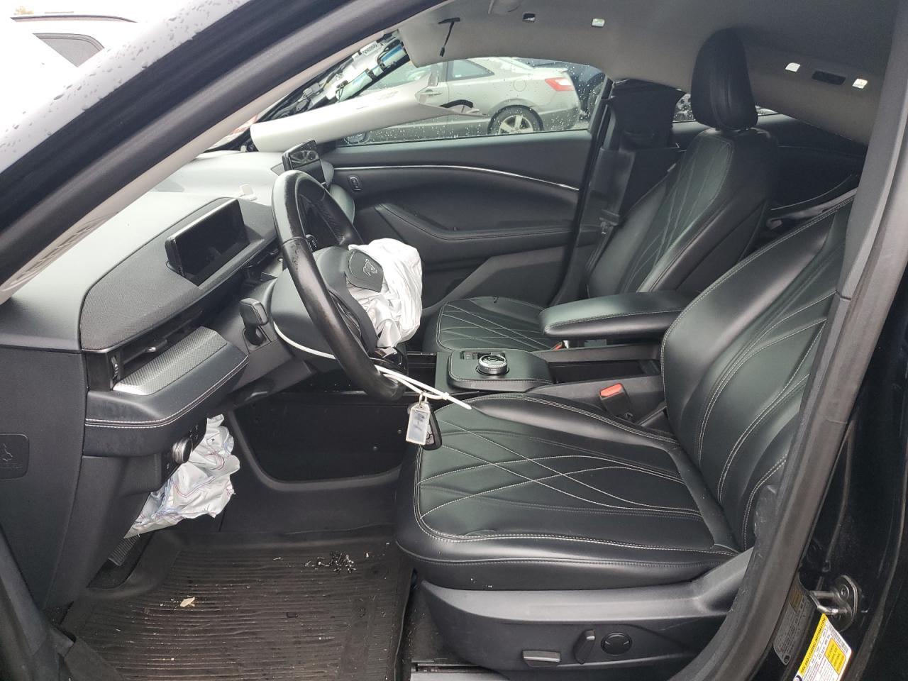 2021 Ford Mustang Mach-E Select - Image 7