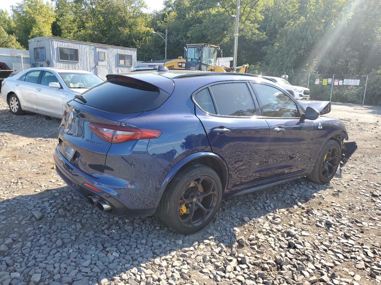 2020 Alfa Romeo Stelvio Quadrifoglio - Фото 3