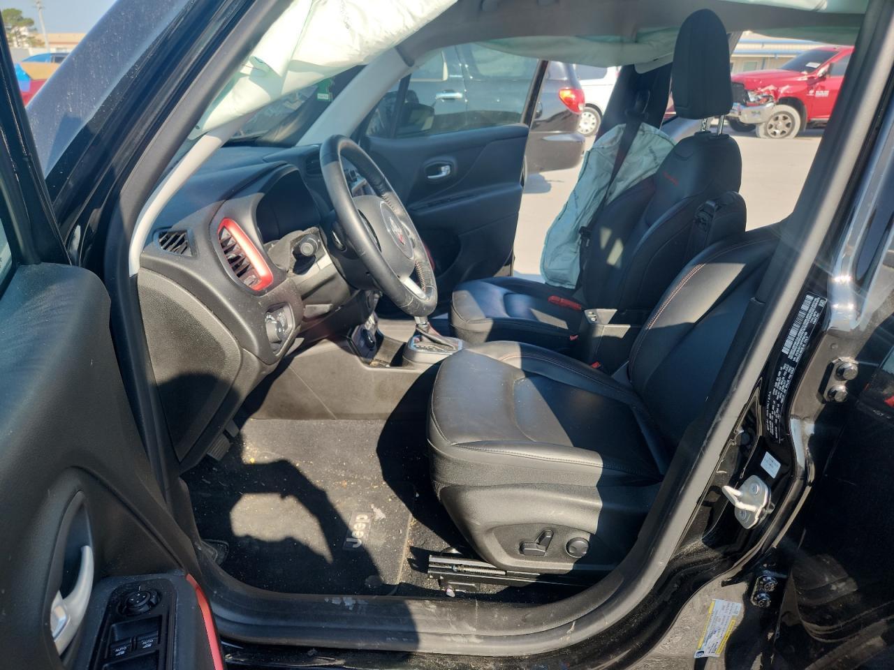 2023 Jeep Renegade Trailhawk - Фото 7