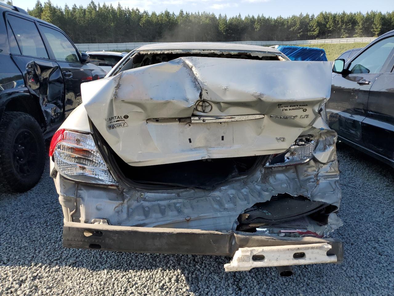 2003 Toyota Camry Le - Image 6