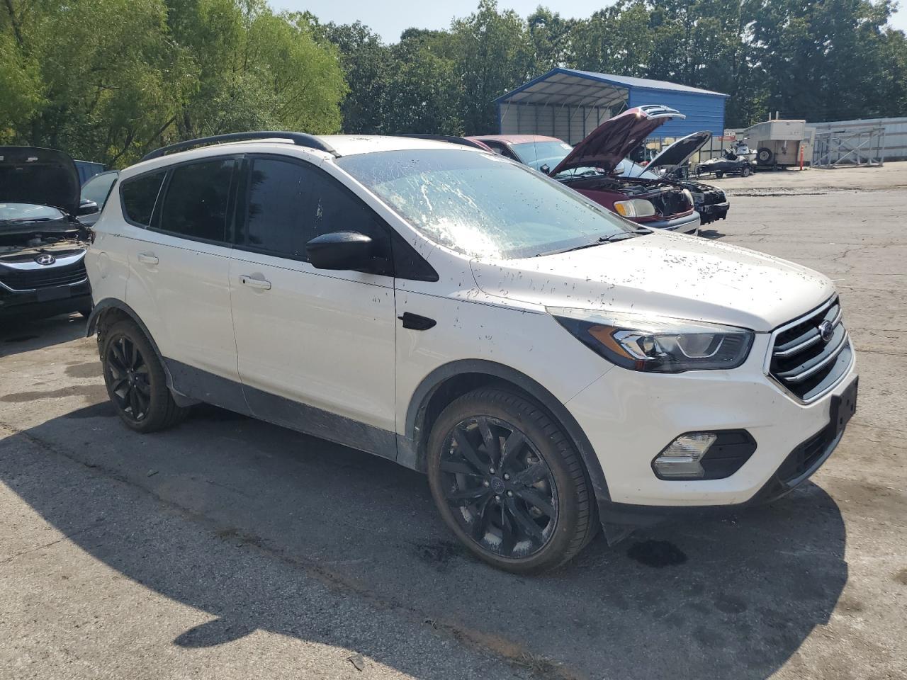 2019 Ford Escape Se - Image 4
