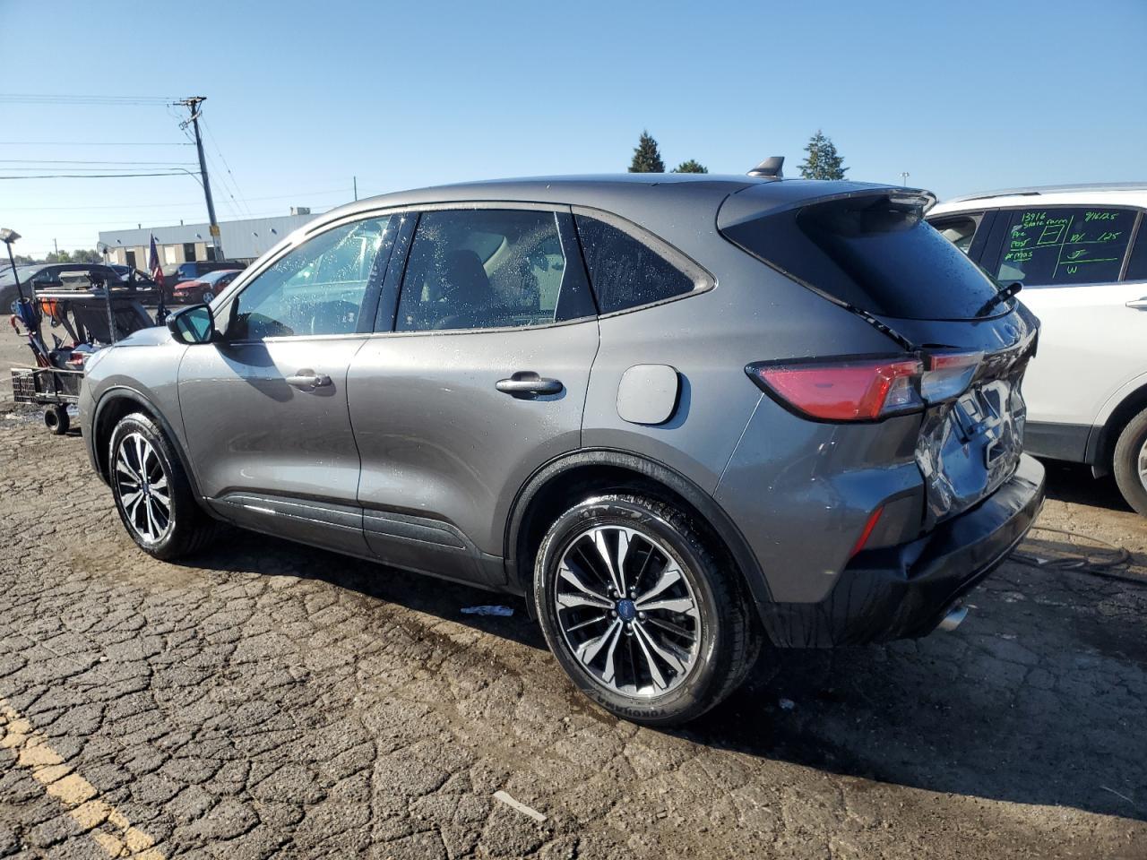 2021 Ford Escape Se - Фото 2