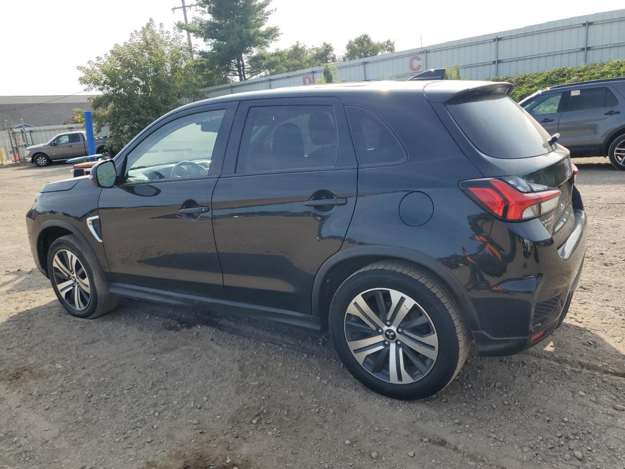2021 Mitsubishi Outlander Sport Se - Image 2