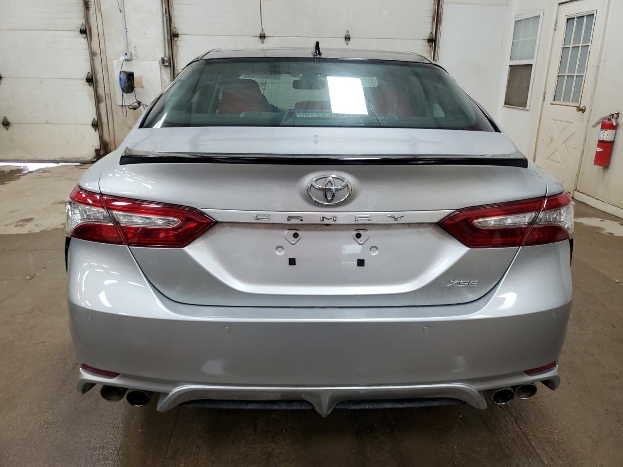 2018 Toyota Camry Xse - Фото 6
