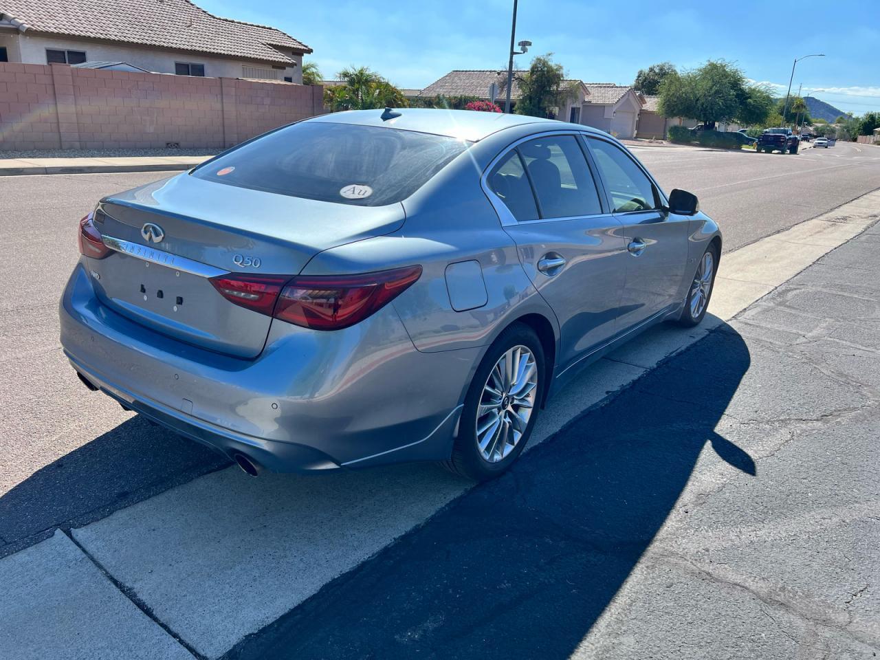 2018 Infiniti Q50 Luxe - Image 4