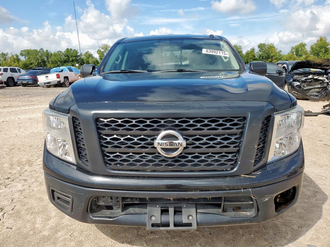 2019 Nissan Titan S - Фото 5