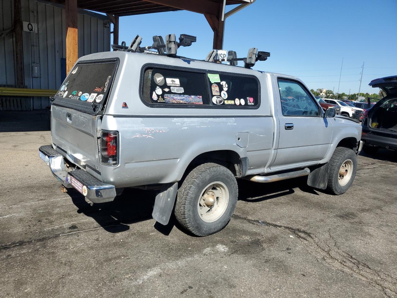 1990 Toyota Pickup 1/2 Ton Short Wheelbase Dlx - Image 3