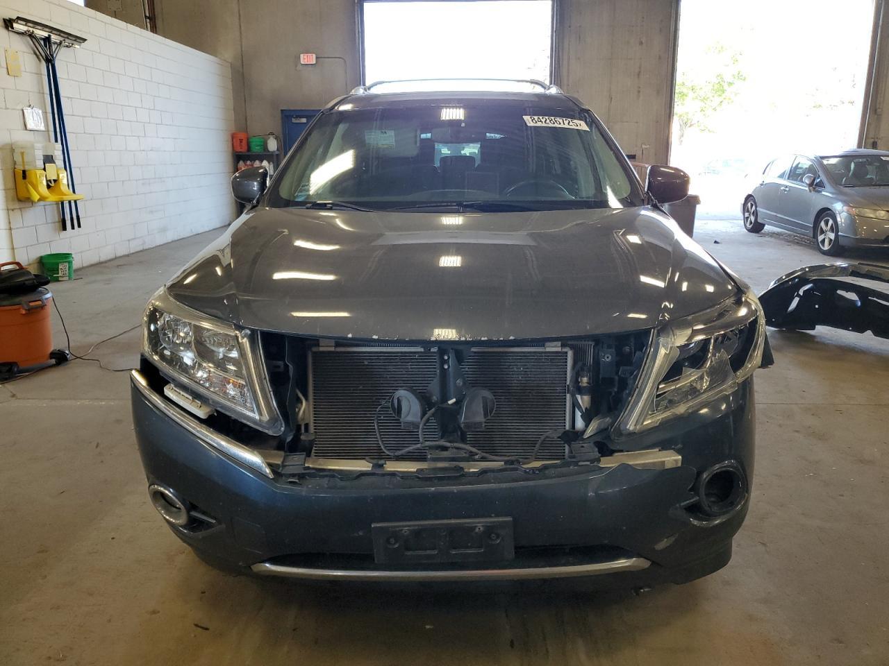 2013 Nissan Pathfinder S - Фото 5