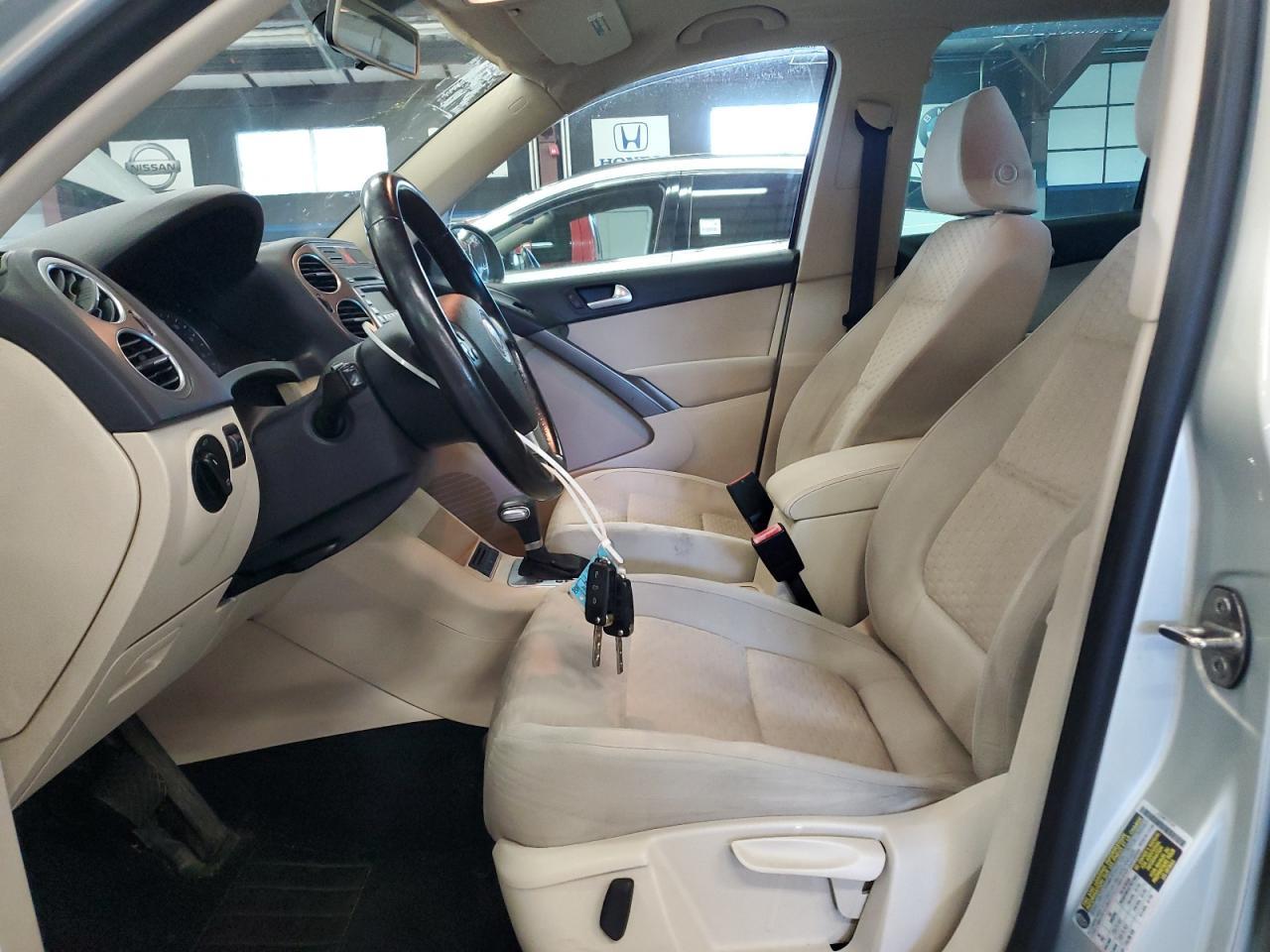 2009 Volkswagen Tiguan S - Фото 7