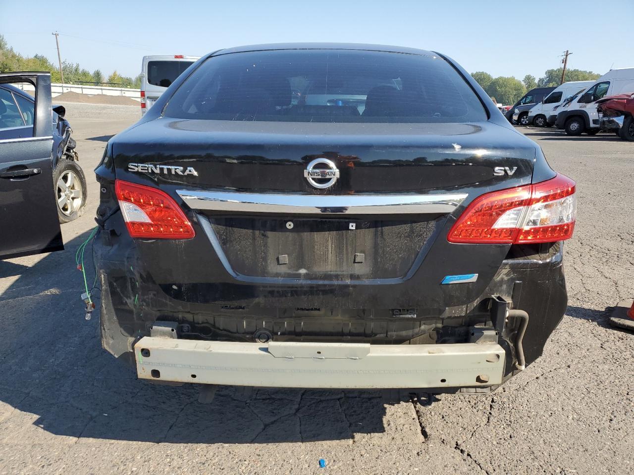 2014 Nissan Sentra S - Фото 6