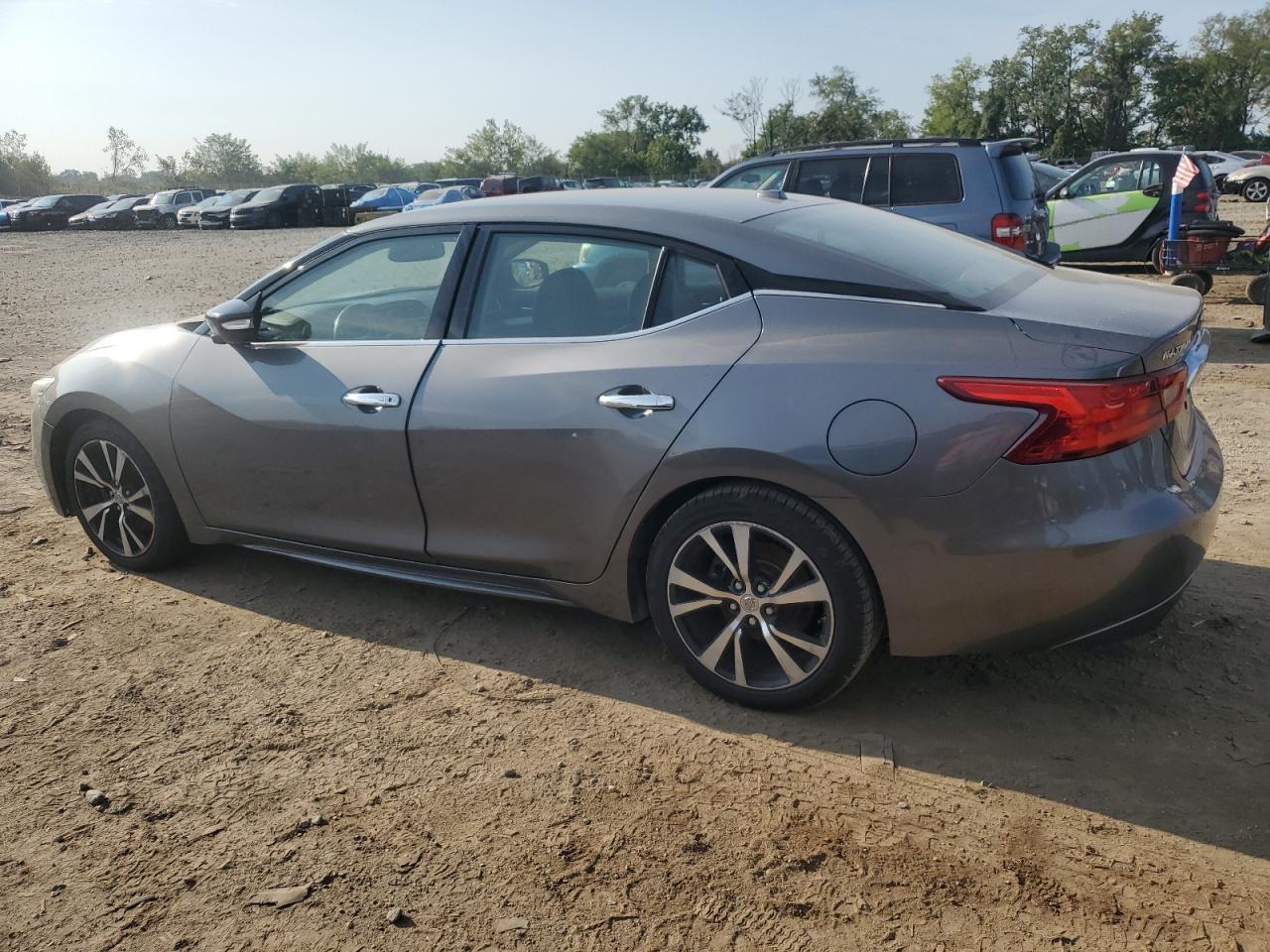 2017 Nissan Maxima 3.5S - Фото 2