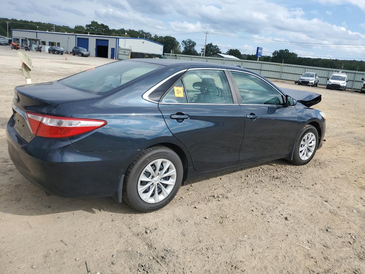 2017 Toyota Camry Le - Image 3