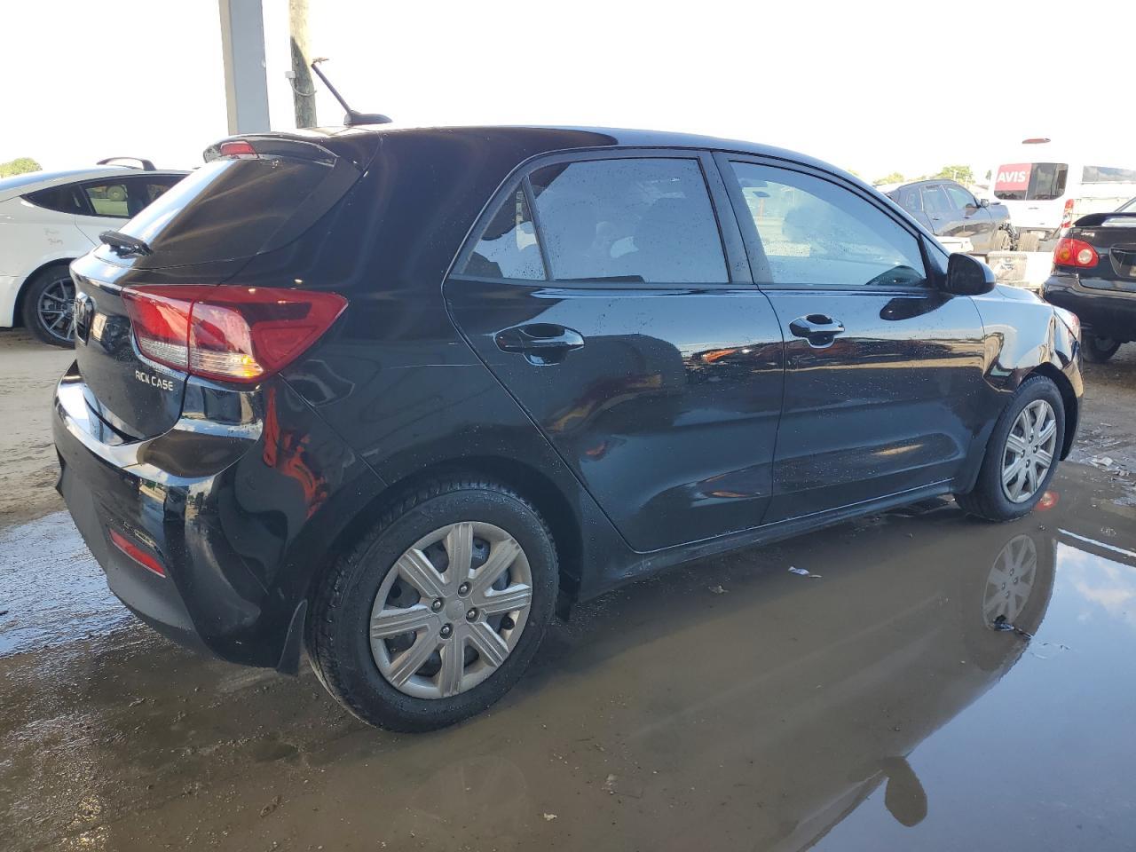 2023 Kia Rio S - Фото 3