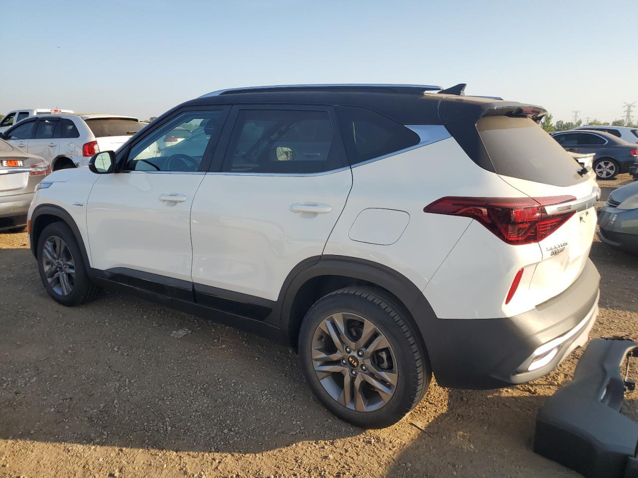 2021 Kia Seltos S - Image 2