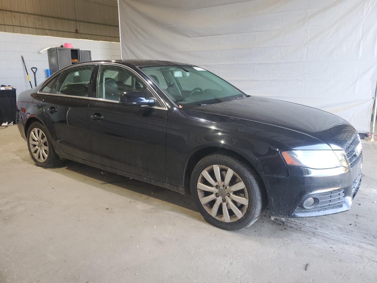 2010 Audi A4 Premium Plus - Фото 4
