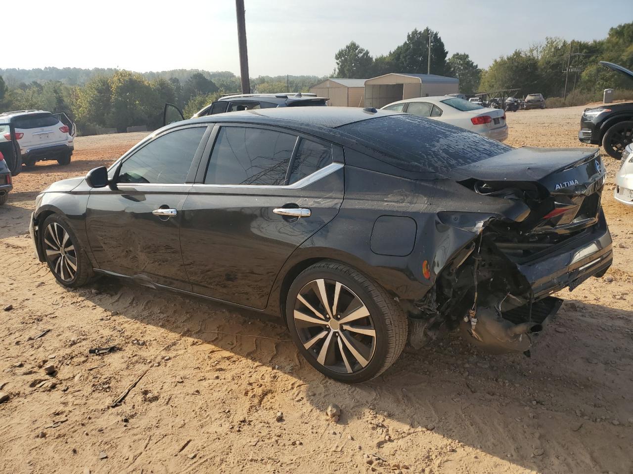 2020 Nissan Altima S - Фото 2