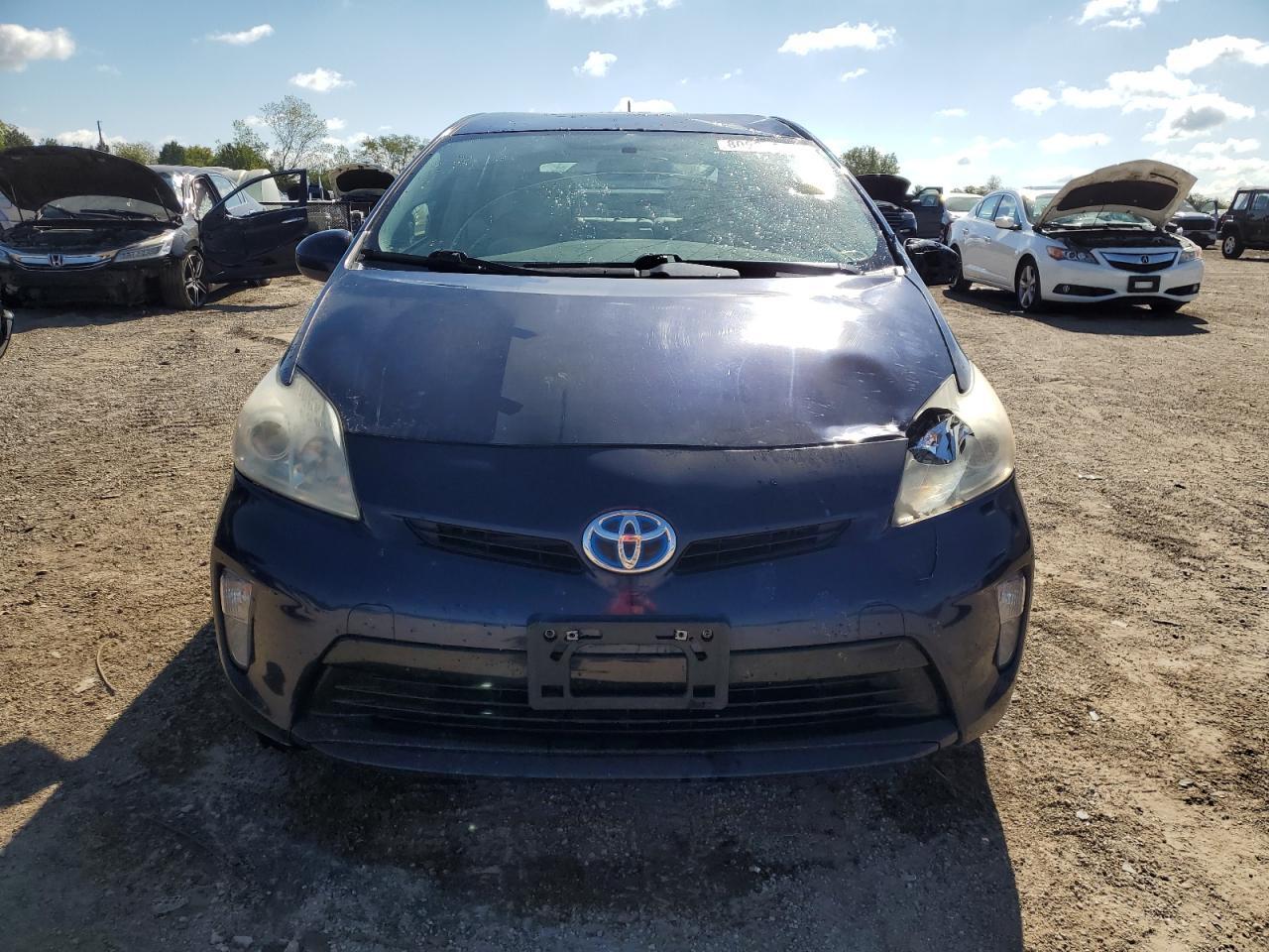 2012 Toyota Prius - Image 5