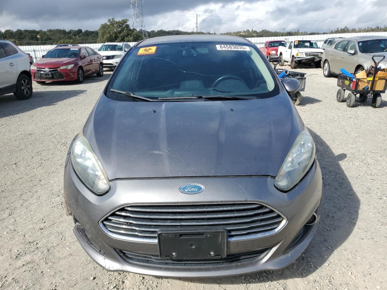 2014 Ford Fiesta Se - Фото 5